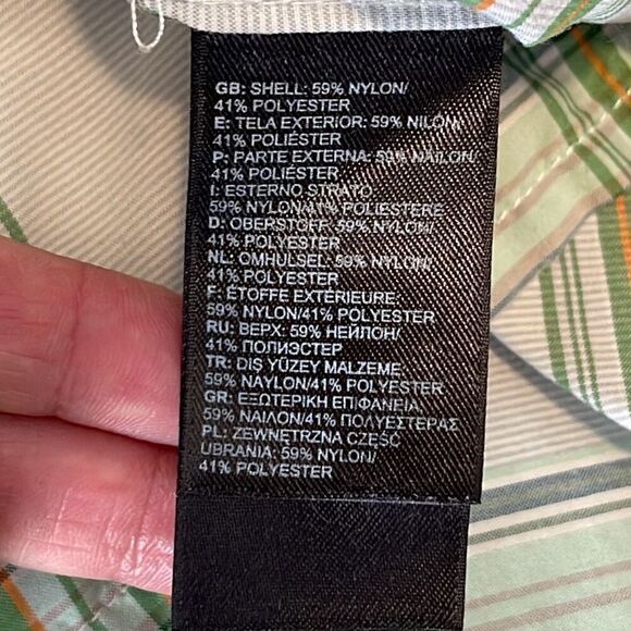 The North Face Mens Plaid Collared Short Sleeve Button Down Wicking Shirt Green - Picture 6 of 8